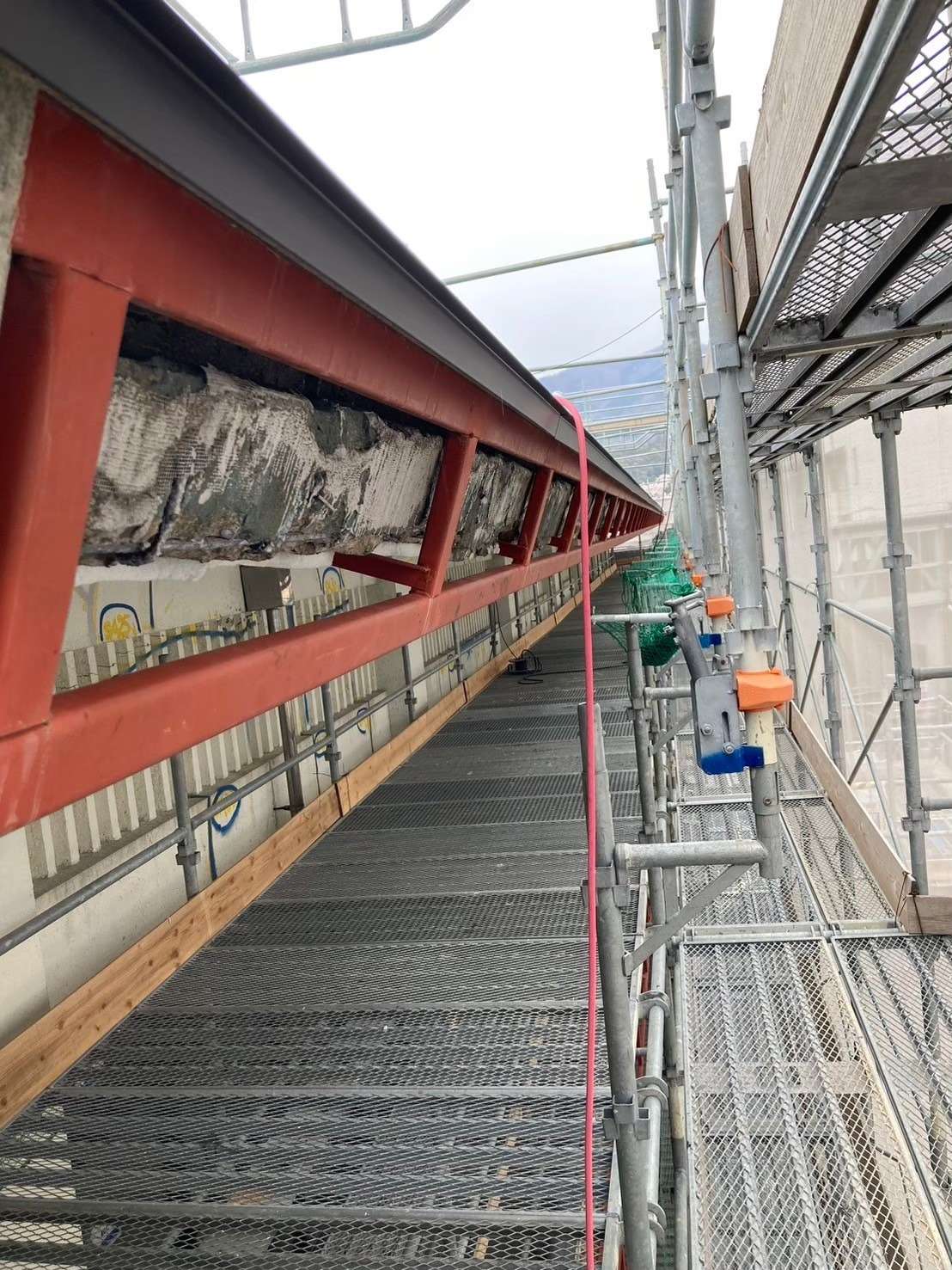 破風板パネル工法