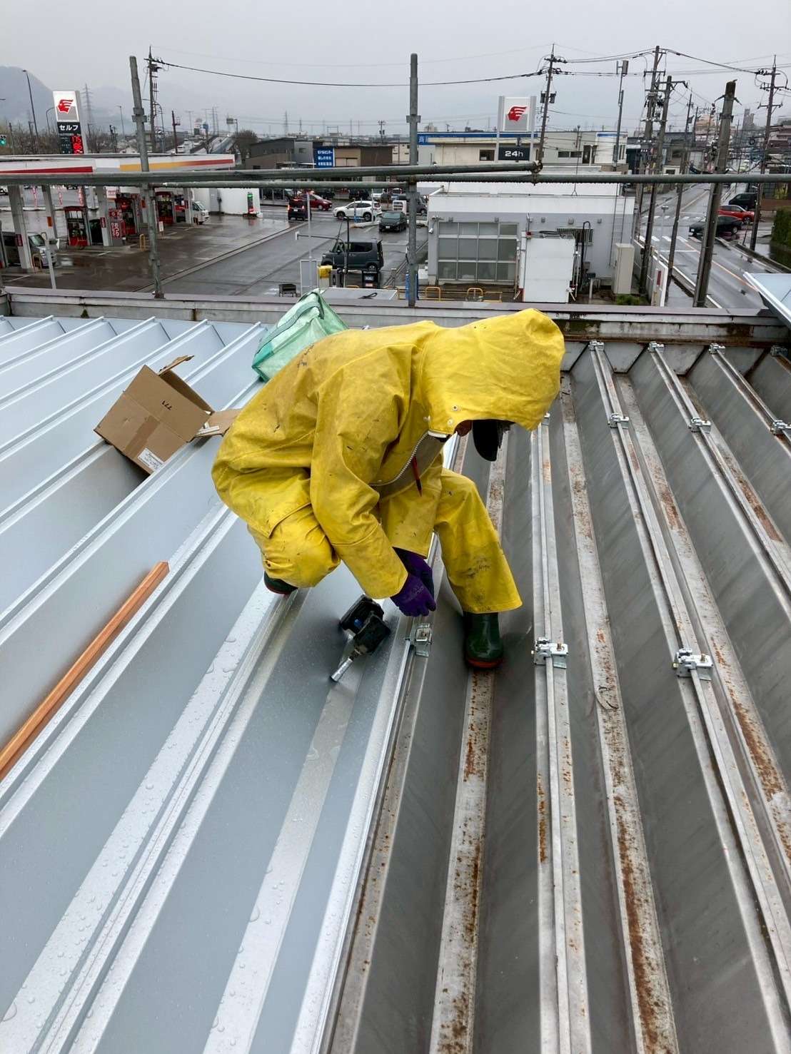 折半屋根改修工事